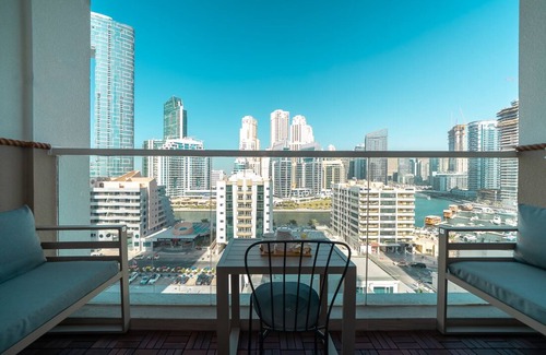 Dubai Marina Apartment | HiGuests - Studio One