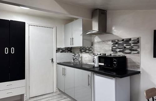 Cheetham Hill Apartment | Hill's View Apartments