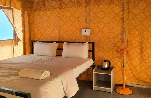 Rajgarhi Hotel | Hill Springs Resort And Cafe