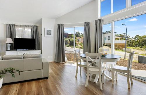 Nannup House | Hill View Cottages