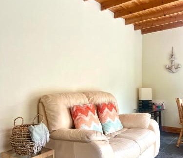 Murroogh Apartment | Hill View House