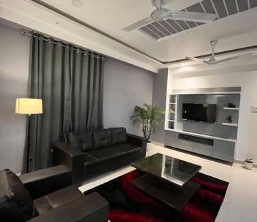 Sualkuchi Apartment | Hillcrest Homestay