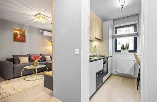 Sector 3 Hotel | Hils Palady