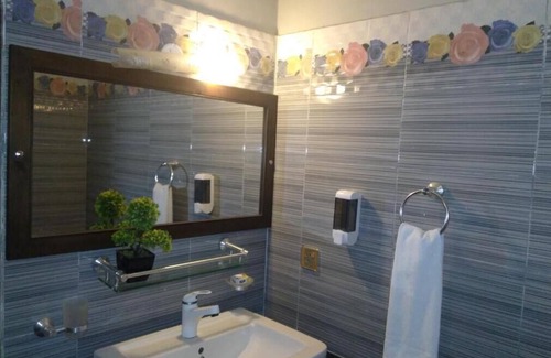 Clifton Hotel | Hilton Bayview lnn