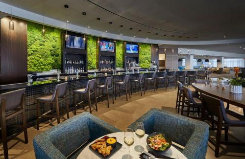 Downtown Cleveland Hotel | Hilton Cleveland Downtown