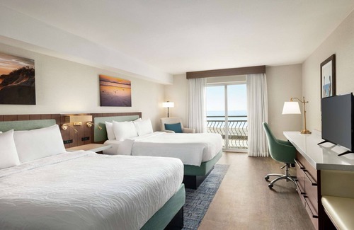 Carlsbad Hotel | Hilton Garden Inn Carlsbad Beach