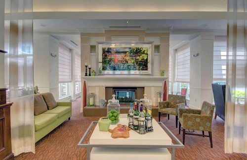 Norwalk Hotel | Hilton Garden Inn Norwalk
