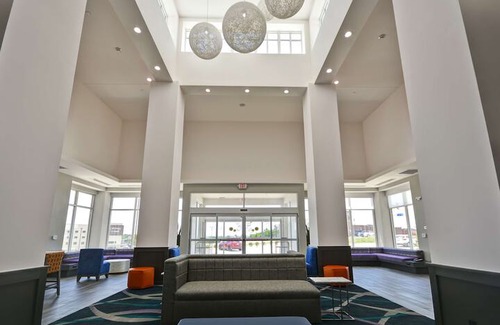 Broken Arrow Hotel | Hilton Garden Inn Tulsa-Broken Arrow