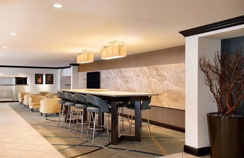 Evanston Hotel | Hilton Orrington/Evanston
