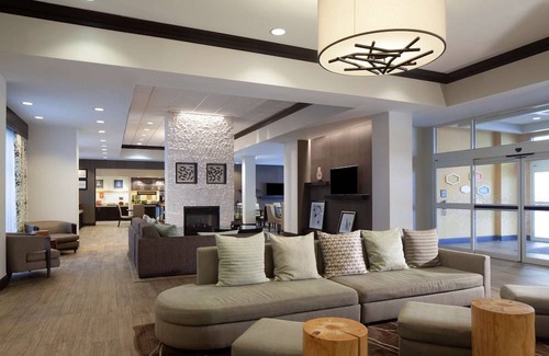 Cedar Knolls Hotel | Hilton Parsippany