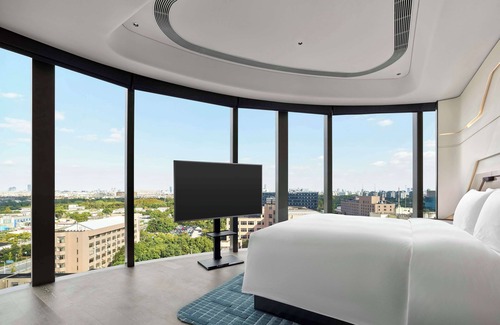 Minhang Hotel | Hilton Shanghai Hongqiao International Airport