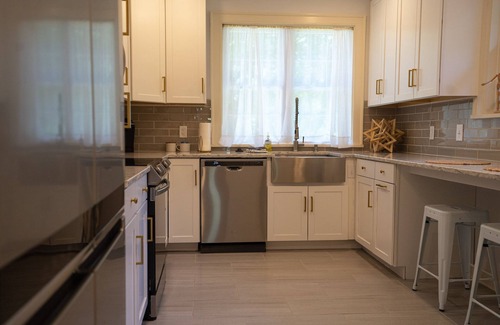 Champaign House | Historic house, 1.5miles from U of I University