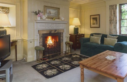 Whalton House | Historic manor house with full size snooker table surrounded by mature gardens.