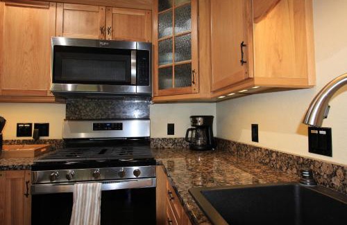Tahoe Village Apartment | HNC0628 - Stagecoach Escape condo