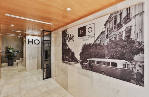 Almeria Centro Apartment | HO Puerta de Purchena Apartments. JS 1