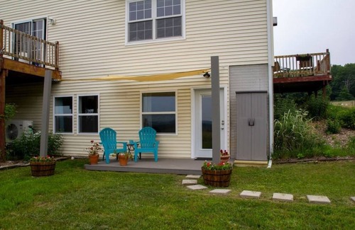 Beulah Apartment | Hobby farm with epic views!