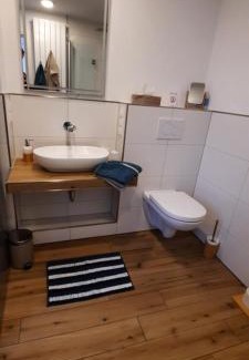 Kettig Apartment | Hochwertiges Apartment mit 3 Räumen und Terrasse statt Hotelzimmer - Festung zu Ketghe, Nähe Koblenz