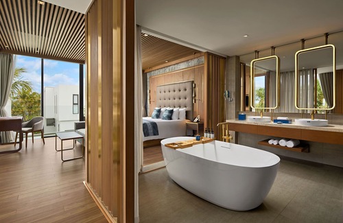Cam Ha Hotel | Hoi An Royal Beachfront Villas