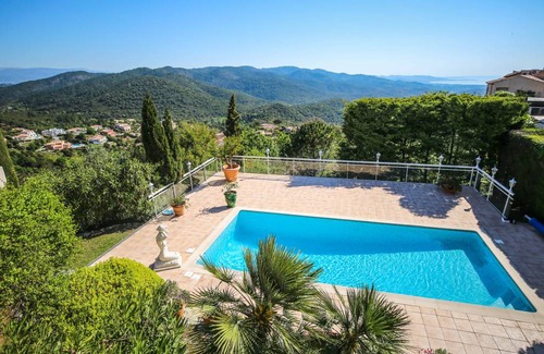 Les Adrets-de-l'Esterel House | Holiday house with private pool for 8 persons approx. 230 m² in Les Adrets-de-l'Estérel, Provence-Alpes-Côte d'Azur (Côte d'Azur)