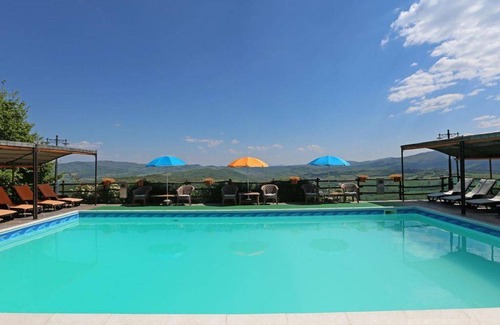 Montecastelli Apartment | Holiday apartment Montecastelli for 1 - 5 persons with 2 bedrooms - Farmhouse