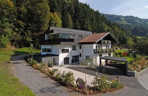 Distelberg Apartment | Holiday apartment Aschau im Zillertal for 1 - 6 persons with 2 bedrooms - Holiday apartment