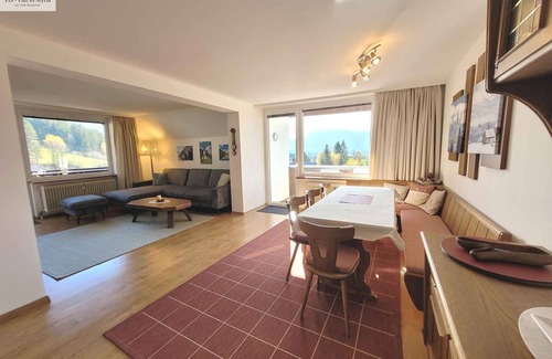 Bad Mitterndorf Apartment | Holiday apartment with lots of space and great views