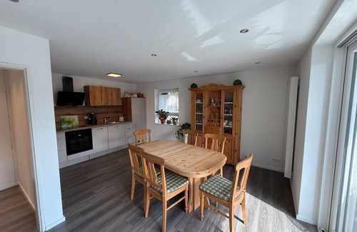 Oberharmersbach Apartment | Holiday Apartment Waldrose with Mountain View, Private Terrace and Wi-Fi