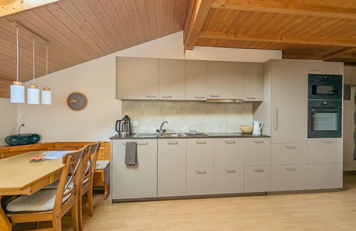 Lauterbrunnen Apartment | Holiday apartment Lauterbrunnen for 1 - 6 persons with 2 bedrooms - Holiday apartment in one or mult