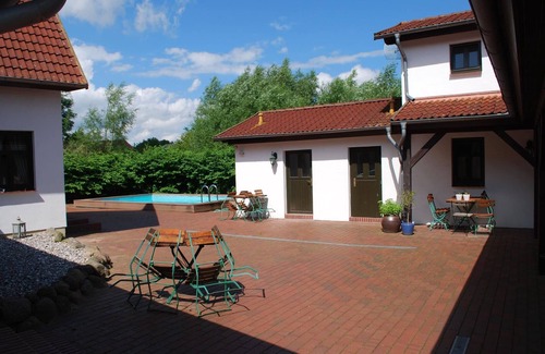 Dargun Apartment | Holiday apartment Dargun for 1 - 7 persons with 3 bedrooms - Holiday apartment in one or multi-famil