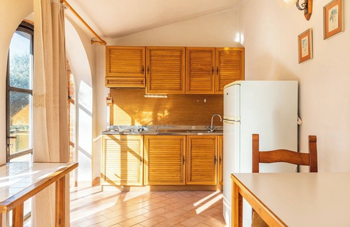 Santarello Apartment | Holiday Apartment "Canaiolo" with Shared Pool