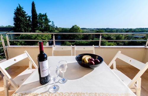 Monterol Apartment | Holiday apartment Umag for 1 - 4 persons with 2 bedrooms - Holiday apartment