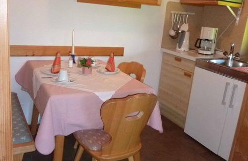 Strobl Apartment | Holiday apartment with balcony and barbecue in an idyllic location