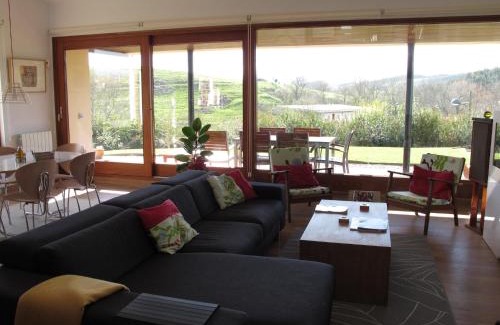 Villaverde de Pontones House | Holiday Home near Santander Beach, cleaning included