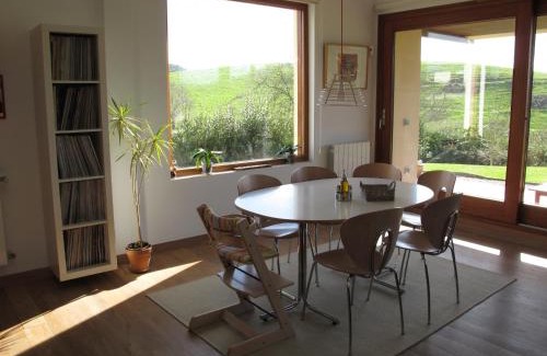 Villaverde de Pontones House | Holiday Home near Santander Beach, cleaning included