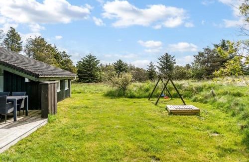 Grønhøj House | Holiday Home Aponi - 400m from the sea by Interhome