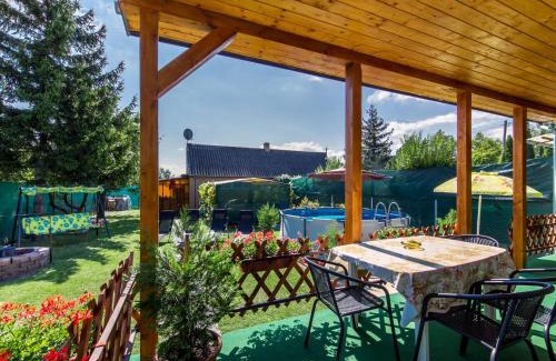 Balatonkeresztur House | Holiday Home Berek by Interhome