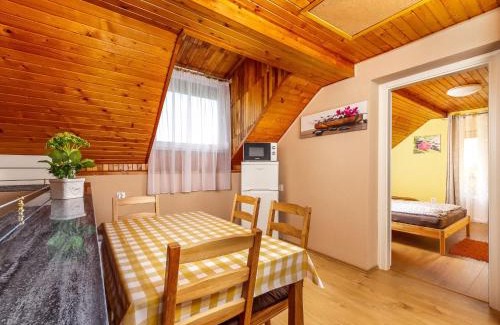 Balatonkeresztur House | Holiday Home Berek by Interhome
