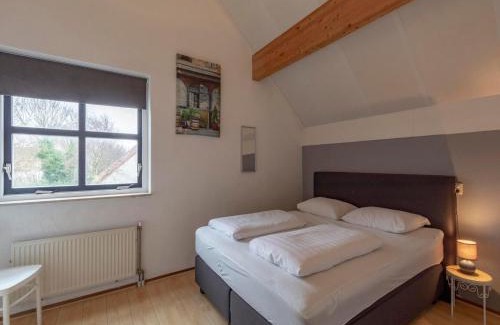 Julianadorp aan zee Villa | Holiday Home by Beach in Ooghduyne