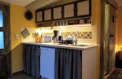 Klockenhagen House | Holiday Home 'Charlottes Landlust' with Private Terrace, Private Garden