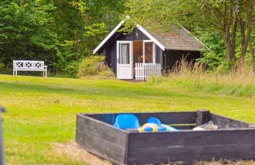Hoeve Strand House | Holiday Home Emeli - 100m from the sea by Interhome