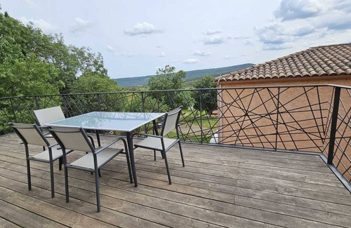 Le Bosc House | Holiday Home 'Entière Évasion Nature' with Mountain View, Wi-Fi and Air Conditioning