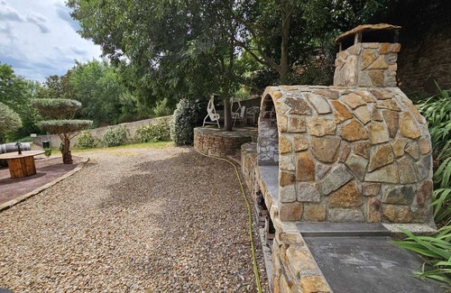 Le Bosc House | Holiday Home 'Entière Évasion Nature' with Mountain View, Wi-Fi and Air Conditioning