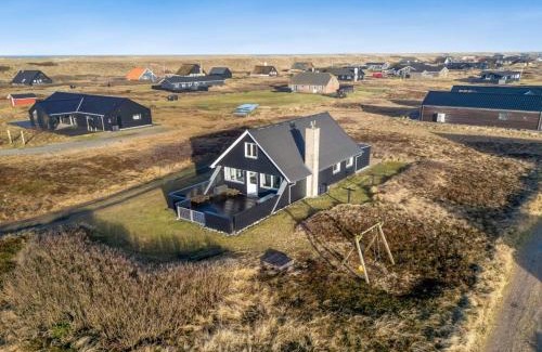Vrist Strand House | Holiday Home Gudmand - 200m from the sea by Interhome