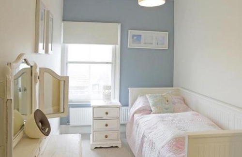 Southwold House | Holiday Home High Street 4 by Interhome