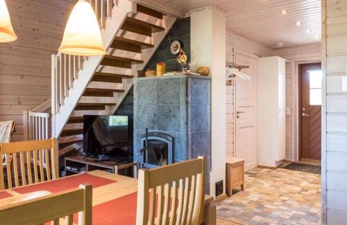 Yllasjarvi House | Holiday Home Hillakka a by Interhome