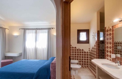 Abbiadori Apartment | Holiday home in Arzachena 31407