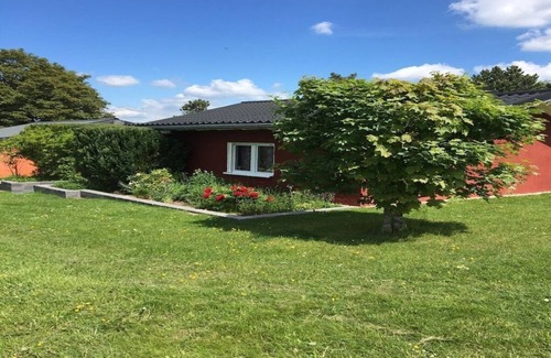 Daun House | Holiday home in Daun with swimming pool