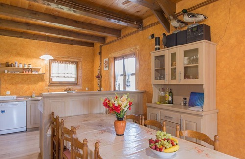 Brod Moravice House | Holiday Home in Gorski Kotar with Pool