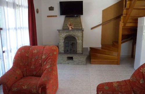 Balatonmariafurdo House | Holiday home in Balatonmariafürdo 19325