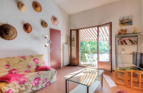 Le Penon House | Holiday Home Juncades by Interhome